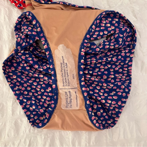 NWT J. Crew One Shoulder Cutout One Piece Swimsuit Red Blue Polka Dot American 8 - Picture 8 of 8
